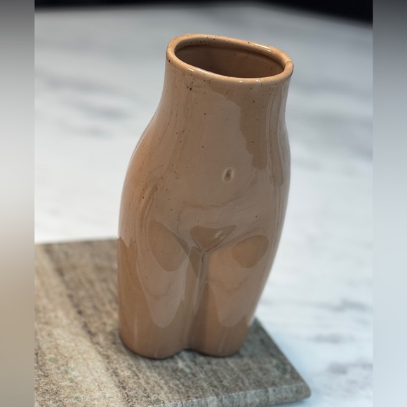 Urban Outfitters Other - Urban Outfitters Female Form Ceramic Vase 7.75"